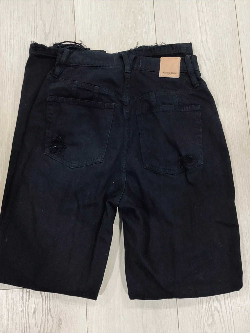 We The Free Twenty Seven Black Distressed Jeans Size 27